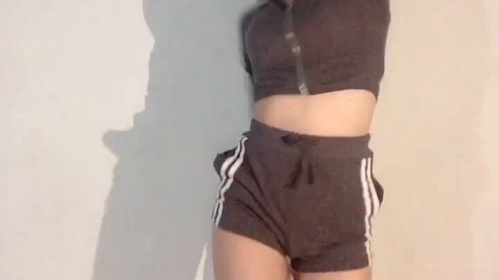 [Lily] Lee Sunmi TAIL flip kecil sederhana
