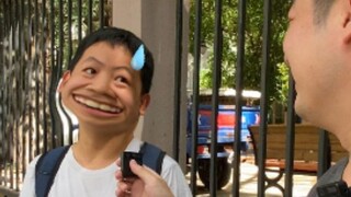 Setelah anak kecil melihat temannya langsung kalah dalam sekejap di tanganku! Ia pun mengeluarkan so