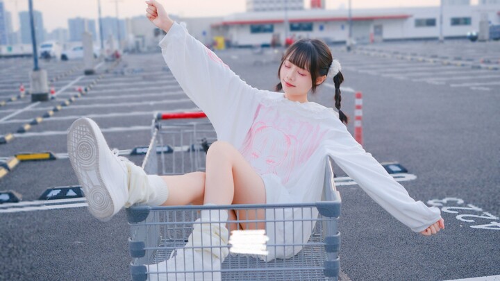 Beautiful girls are naturally blameless (○｀ 3′○)