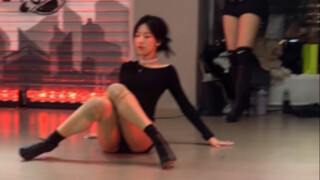 这下可以看清脸了