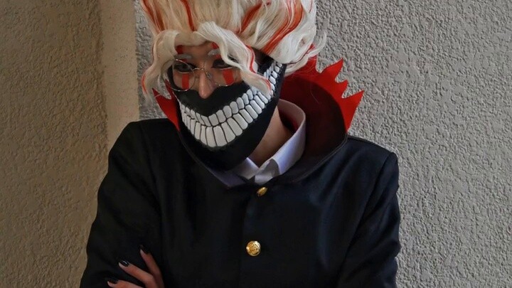 อะไร คุณอยากถ่ายรูปเคน ทาคาคุระ เท้าเปล่าในฤดูหนาวหรือเปล่า?