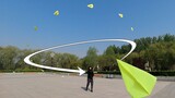 Pesawat kertas yang luar biasa! Pesawat kecil putar sayap terbang super keren Xuan Tianyi