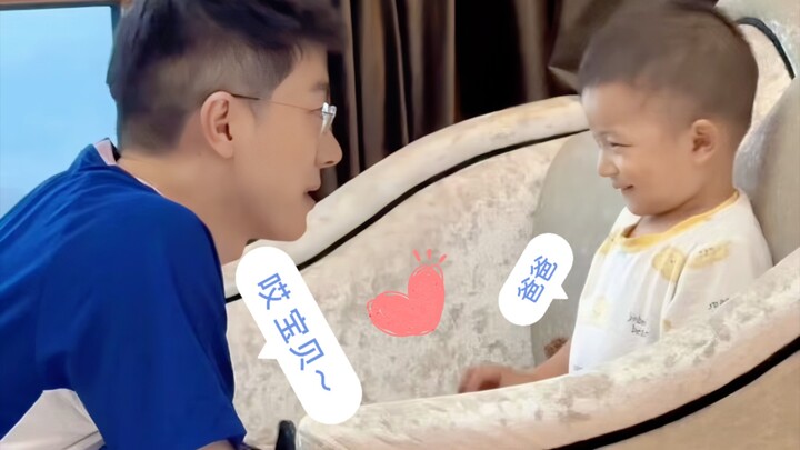 🥰Khi ông cụ gọi chàng trai ấm áp là “bé cưng” thì thật sự quá yêu rồi 🥰