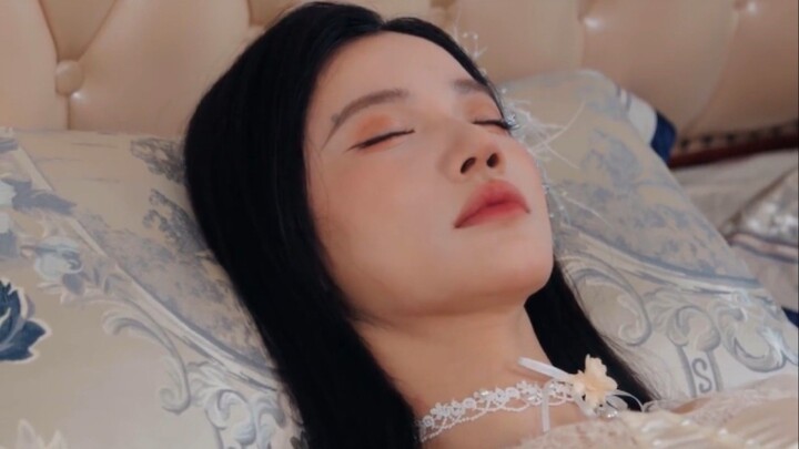 [Sub Indo] "Aku Menikahi Wanita Koma Lalu Bosku Datang Dengan Wajah Yang Sama" . Drama China