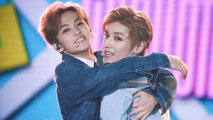 【NCT】Đố ai biết mỗi ngày Lee Mark bị hôn bao nhiêu lần, đến con nít cũng sợ hết hồn luôn haha