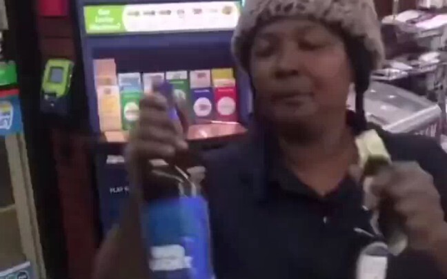 Saling menghormati dan berbalas budi