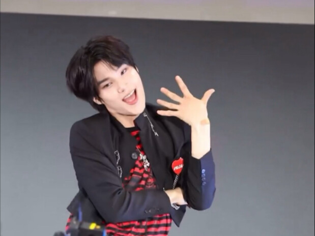 ไอดอลชายทุกคนสามารถคัฟเวอร์ท่าเต้นเกิร์ลกรุ๊ปได้อย่างเปิดเผยขนาดนั้นเลยเหรอ?