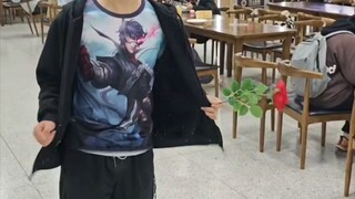 马可波罗学长在食堂表白被拒，怒转双大