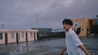 Senyum ini sungguh luar biasa Tan Jianci Latin