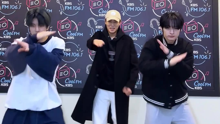 【YoungK&Lee Minho&Kim Seungmin】LALALALA_Challenge 🙋