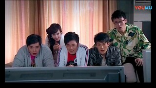 爱情公寓，一起看电视，突然曾老师视频出现