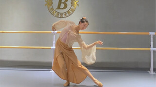 Classical Dance｜"Qingyu'an: Lantern Festival"