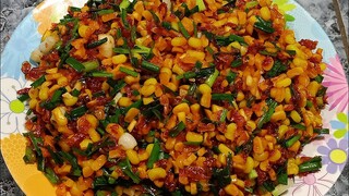Bắp xào bơ , đơn giản mà rất ngon . Món ăn vặt .