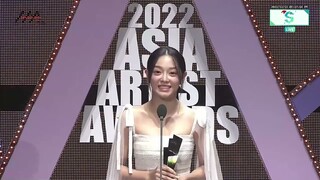 Kim Sejeong winning  speech for DCM Most Popular Star Awards