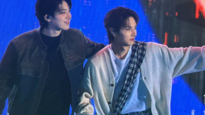 【You Hui】Lối di chuyển của anh tỏ tình lúc nào cũng đỉnh lắm!