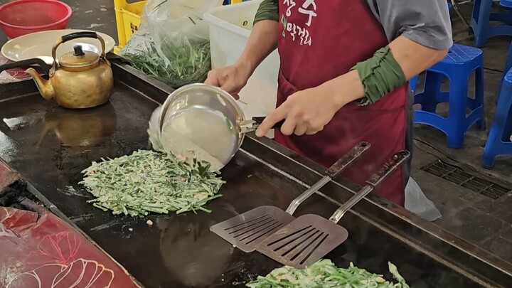 ที่เคยกินมาก่อนหน้านี้ล้วนเป็นแพนเค้กต้นหอมปลอม