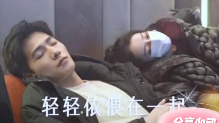 No hand-holding in the main film, but the behind-the-scenes clips have it all! Everything! Look at Y