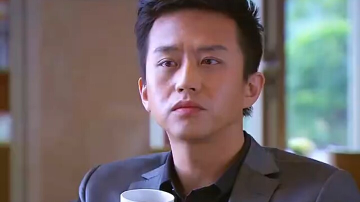 Thương hiệu mà người bạn học cũ đã giúp đăng ký chỉ trong một thoáng tay, không ngờ nhiều năm sau lạ