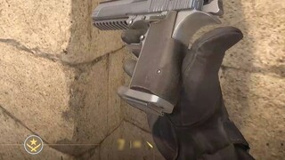 زميلي في السكن يقول إنني مولود لألعب ألعاب fps