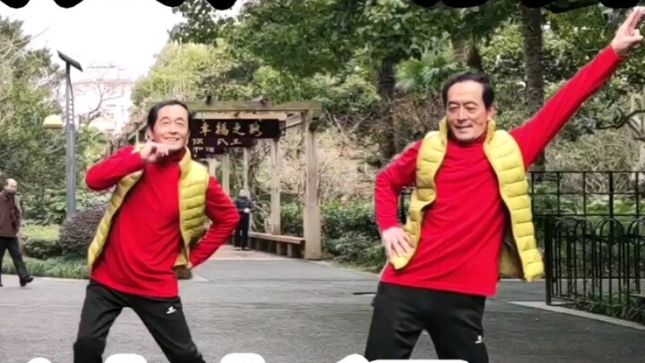 ชีวิตวัยชราของคุณครูช้าง - Square Dance for Two (ภาค 3) คัฟเวอร์เพลง "Just the World" (Moon, Moon, D