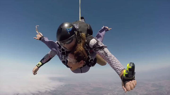 THE BEST PROPOSAL OF ALL TIME!!! (JUMPING OUT OF A PLANE)