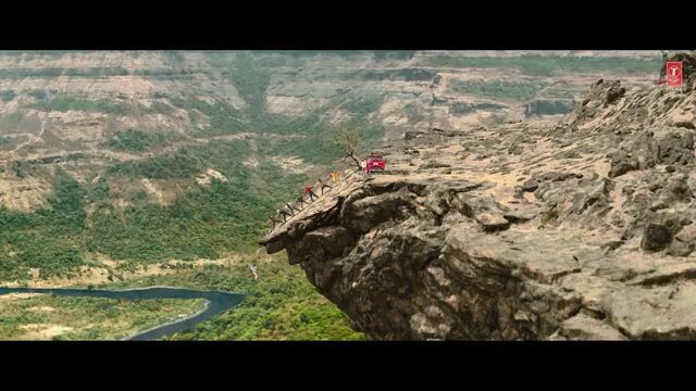 dhamaal Full trailer