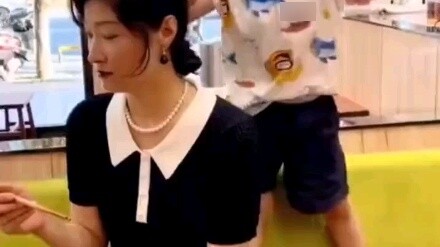 คนรุ่นหลังยุค 90 เลี้ยงลูกแบบกลับทาง เลือกทางเดินของตัวเอง ปล่อยให้พวกเขาไม่มีที่ไป ครอบครัวเด็กทารก