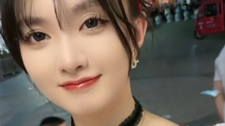 28. Nữ quản trị viên mạng luôn gây rắc rối.