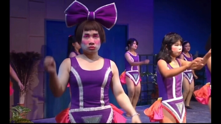 Lagu surgawi, tarian surgawi, orang surgawi, sungguh luar biasa!