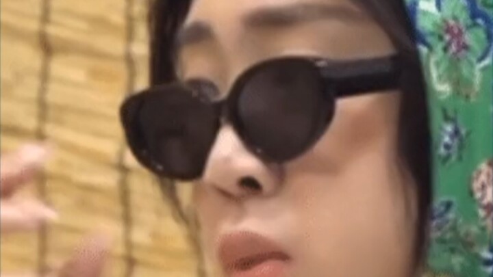 This time, let’s listen to the experts! All experts, take a page from this one’s book! #Entertainmen