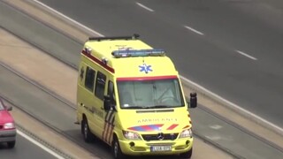 horn ambulance