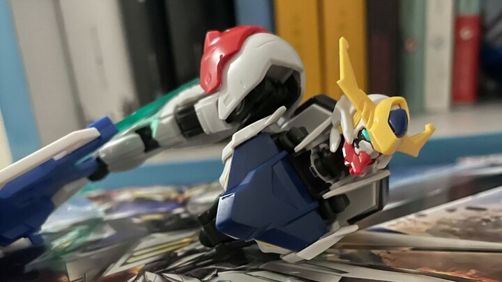 Seorang siswa sekolah dasar, manajer tahunan Jiao Lao (hai)