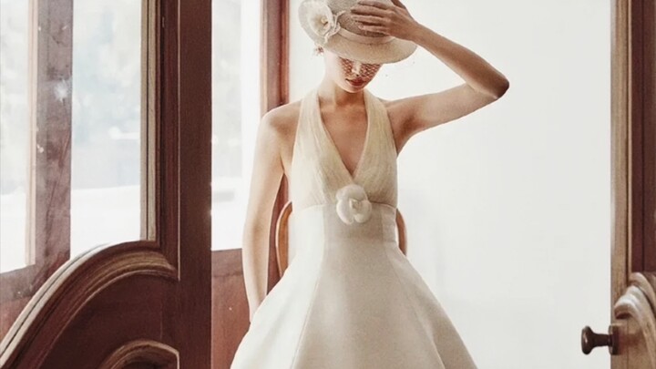 [Vintage Wedding Dress] “Elegantly Blooming Like a Camellia”