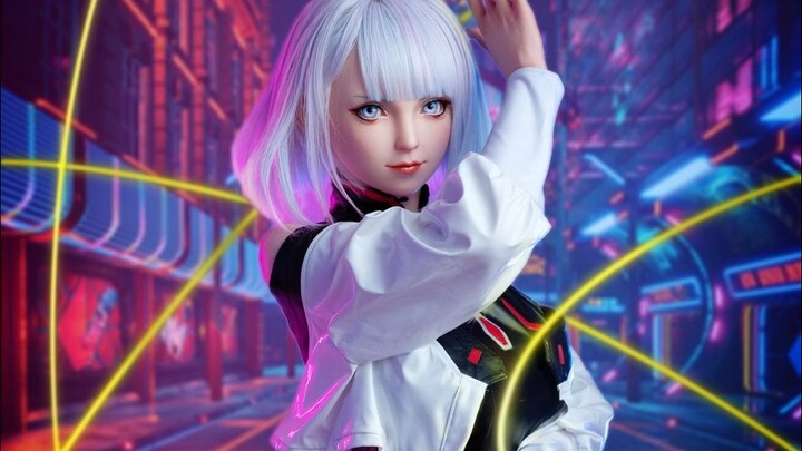 [Cyberpunk Edgewalker] Figur Lucy skala 1:1 yang disesuaikan, lihat bulannya, besar dan bulat!