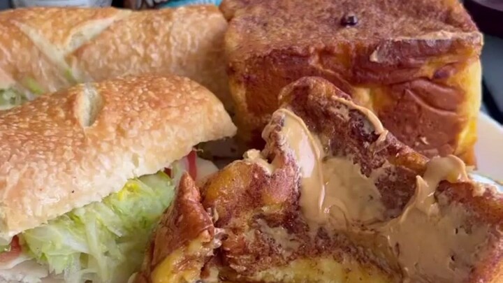 【Big-Eater Johnson】Updating last weekend’s cheat meal—“The Rock Toast” is back yet again (with an ad