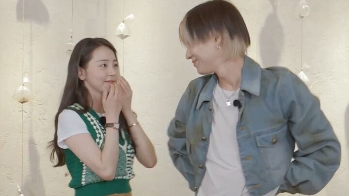 แทมิน X อันโซฮี เต้นเพลง Tell Me ของ Wonder Girls | ลีแทมินจะเต้นให้มากกว่านี้อีกหน่อยไหม