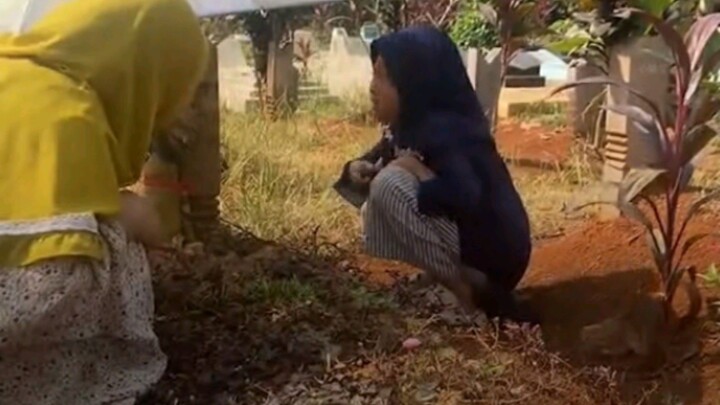 kisah sedih anak yatim