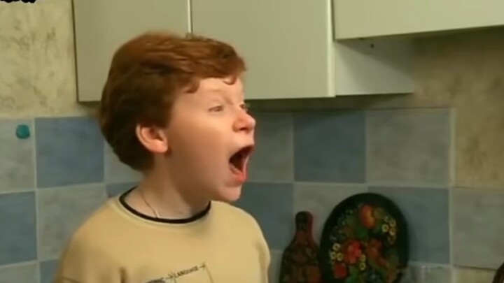 เมื่อมองแวบแรกดูเหมือนว่าจะถูกแฟน Ado ตัด