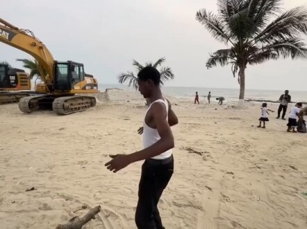ให้เขาเล่นจนถึง GTA ของจริงแล้ว
