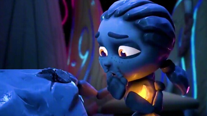 The old hero's stone heart was damaged, the girl dug out her own energy and dedicated it to the form