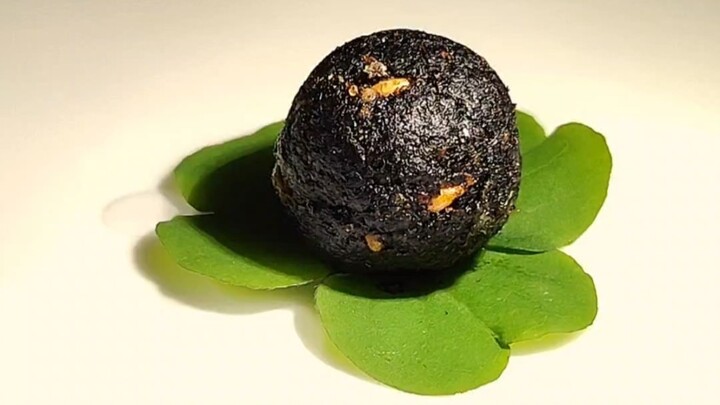 So luxurious—eating this much in one go!