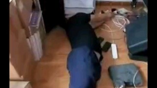 别捂了，一会该臭了