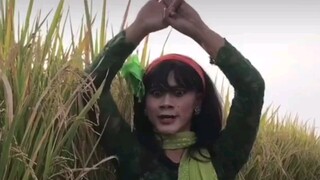 bunda suzana tersemprott..!!