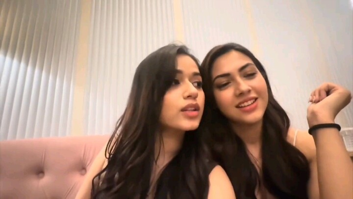 The way elvish looks at reem, jannat is jealous #laughterchefs #trending #viral #subscribers
