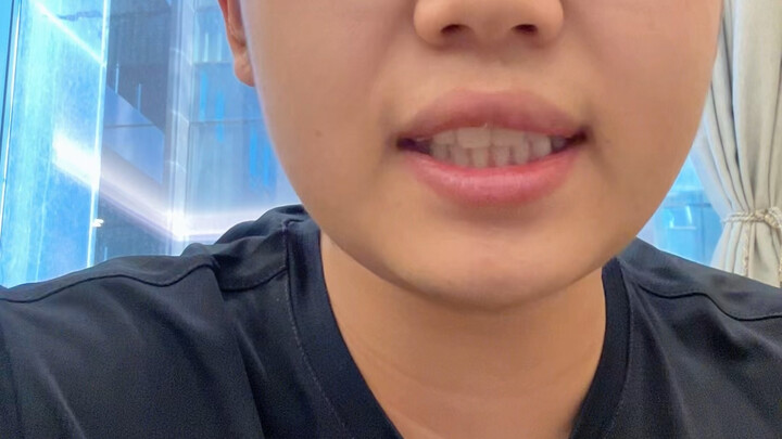 Hoa tai giá khủng