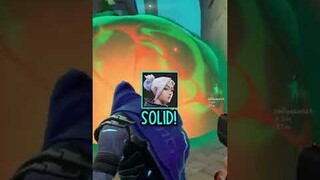 Doing some VOICE ACTING for my teammates in VALORANT...