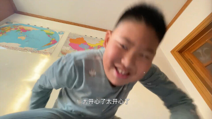 ผู้ติดตามครบ 8,000 คนแล้ว!!! ฮ่าๆๆๆ ดีใจจัง! ฉลอง! ฉลอง (ขึ้นบ้านบ้าไปแล้ว)