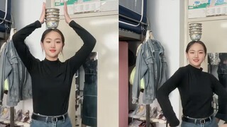 蒙古族女生在宿舍头顶四个碗跳舞，看到颜值网友被惊艳：秀气的妞