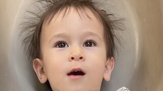 张拿铁：接姐姐迟到都怪爸爸滑滑梯