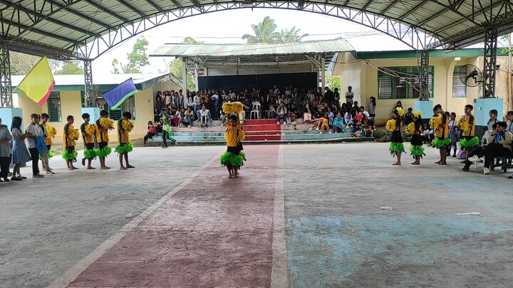 Grade 12 Rutherford - HUMSS Cheerdance Performance in PE 12